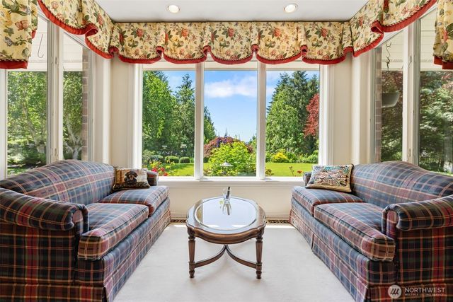 175 Oak Point Drive, Chehalis, WA 98532