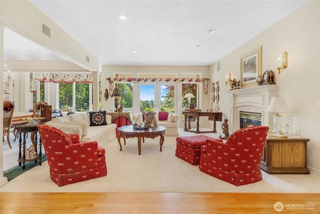 175 Oak Point Drive, Chehalis, WA 98532