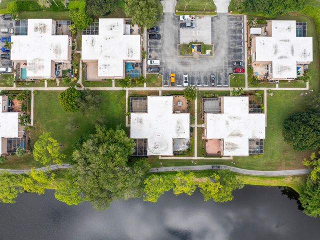 4290 Hazel Avenue C, Palm Beach Gardens, FL 33410