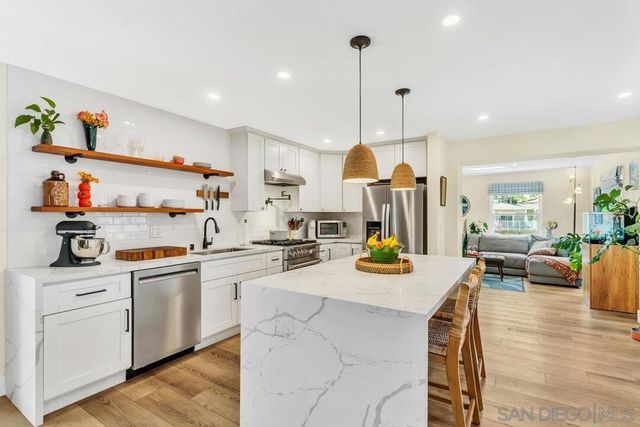 4660 Rolando Blvd, San Diego, CA 92115