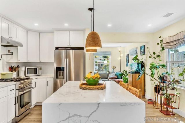 4660 Rolando Blvd, San Diego, CA 92115