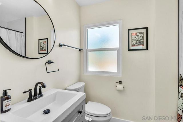 4660 Rolando Blvd, San Diego, CA 92115