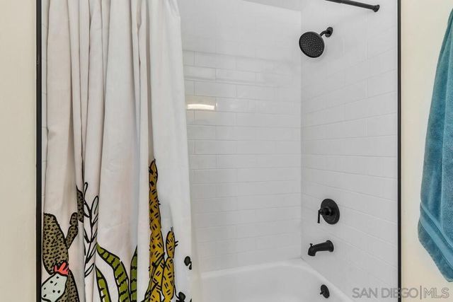 4660 Rolando Blvd, San Diego, CA 92115