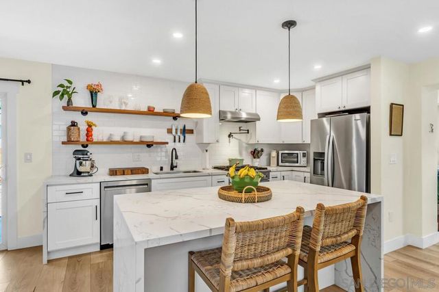4660 Rolando Blvd, San Diego, CA 92115