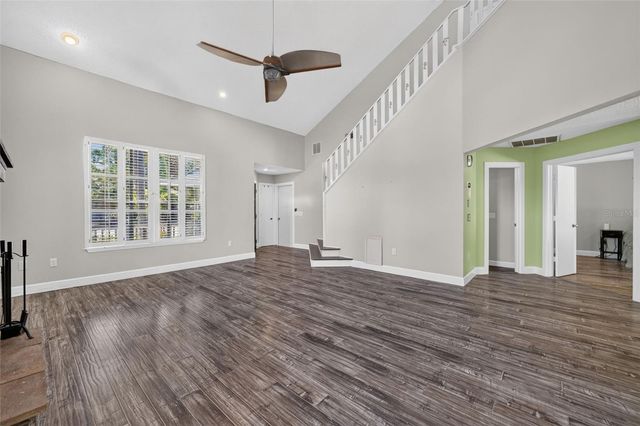 703 RIVERSIDE DRIVE, Tarpon Springs, FL 34689