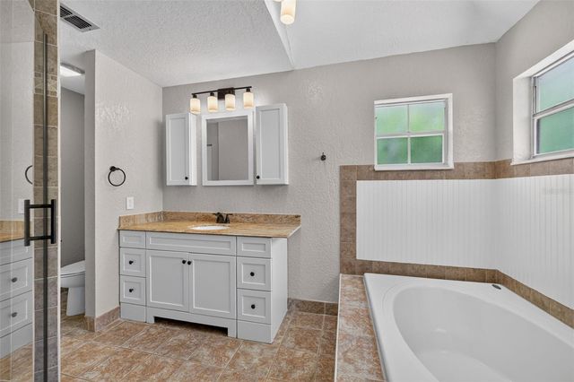 703 RIVERSIDE DRIVE, Tarpon Springs, FL 34689