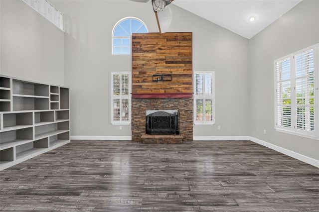 703 RIVERSIDE DRIVE, Tarpon Springs, FL 34689