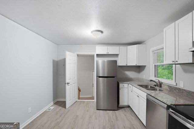 4485 Sims Road, Ellenwood, GA 30294