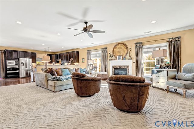 5221 Preston Square Loop, Glen Allen, VA 23059