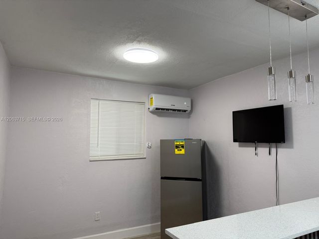 4000 NW 195th Street 1, Miami Gardens, FL 33055