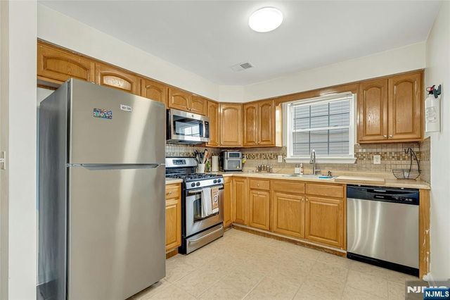 61 Sherman Avenue, Newark, NJ 07114