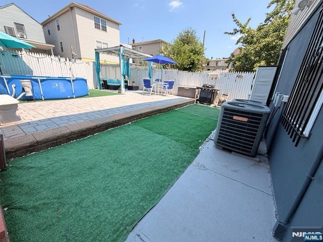 61 Sherman Avenue, Newark, NJ 07114