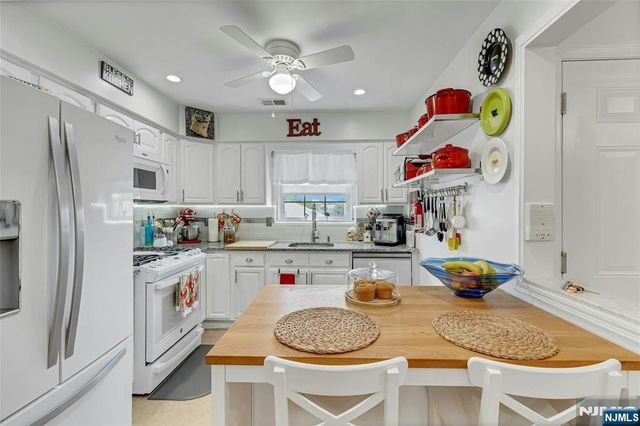 61 Sherman Avenue, Newark, NJ 07114