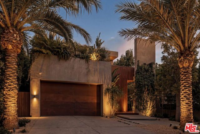 530 N La Jolla Avenue, Los Angeles, CA 90048