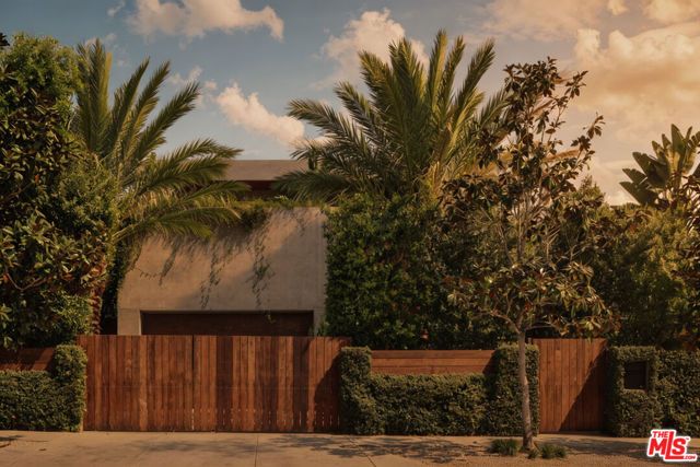 530 N La Jolla Avenue, Los Angeles, CA 90048