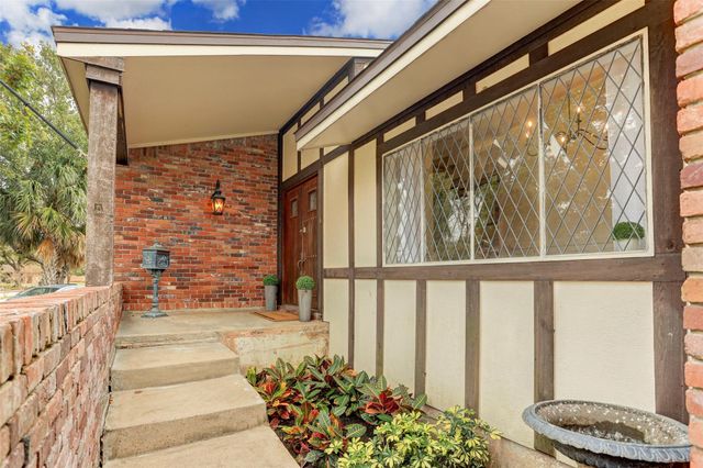 4135 Breakwood Drive, Houston, TX 77025