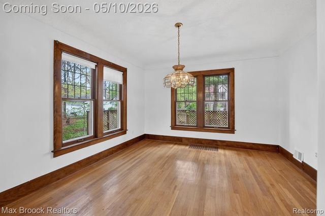 642 W Maplehurst Street, Ferndale, MI 48220