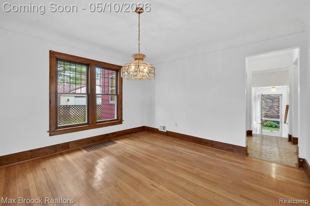 642 W Maplehurst Street, Ferndale, MI 48220