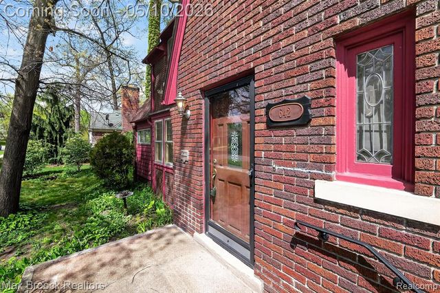 642 W Maplehurst Street, Ferndale, MI 48220