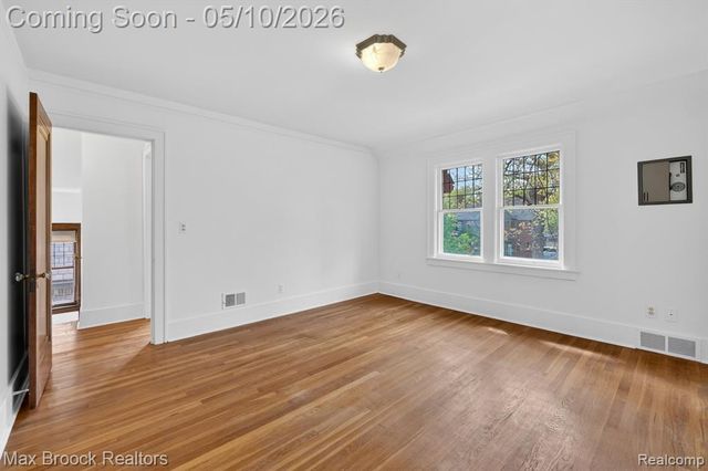 642 W Maplehurst Street, Ferndale, MI 48220