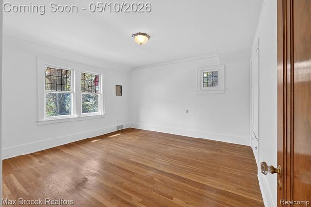 642 W Maplehurst Street, Ferndale, MI 48220