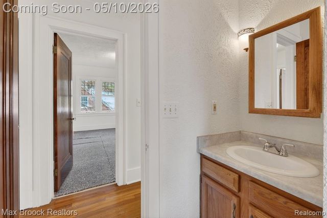 642 W Maplehurst Street, Ferndale, MI 48220