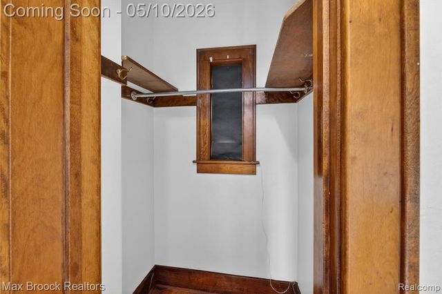 642 W Maplehurst Street, Ferndale, MI 48220