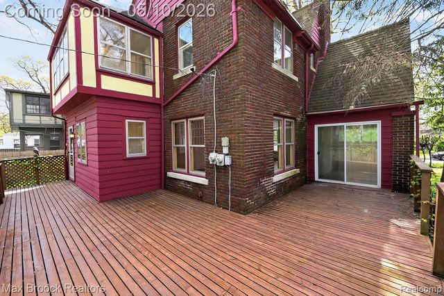 642 W Maplehurst Street, Ferndale, MI 48220