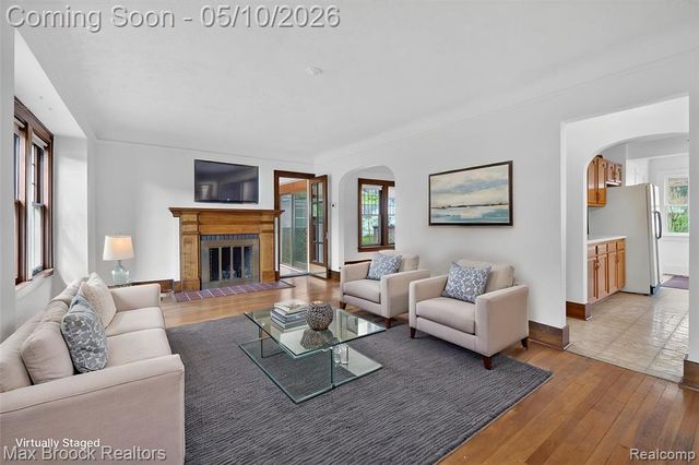 642 W Maplehurst Street, Ferndale, MI 48220