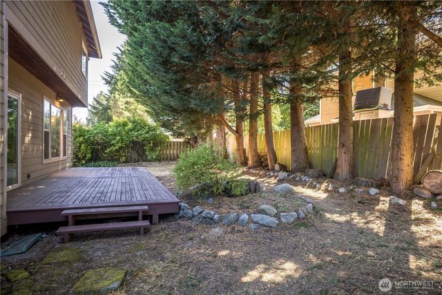 27111 141st Avenue SE, Kent, WA 98042