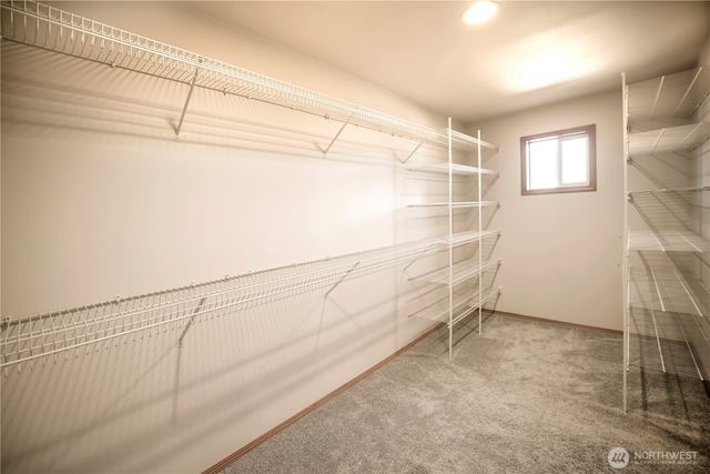 27111 141st Avenue SE, Kent, WA 98042