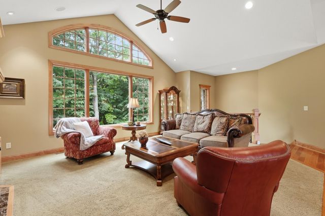 3249 Wilds Ridge NW, Prior Lake, MN 55372