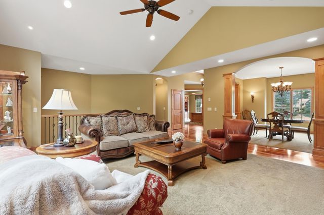 3249 Wilds Ridge NW, Prior Lake, MN 55372