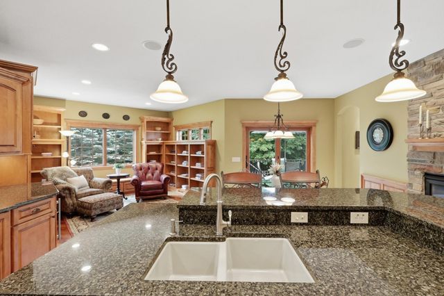 3249 Wilds Ridge NW, Prior Lake, MN 55372