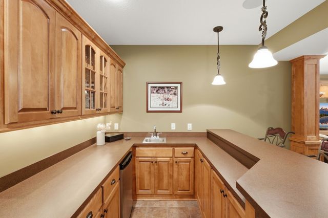 3249 Wilds Ridge NW, Prior Lake, MN 55372