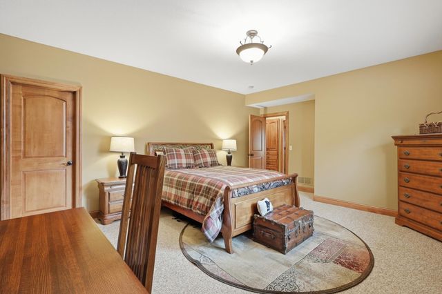 3249 Wilds Ridge NW, Prior Lake, MN 55372