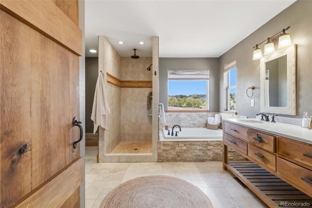 7289 S Ireland Way, Centennial, CO 80016