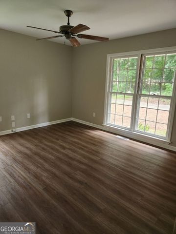 130 Sandy Drive, Stockbridge, GA 30281