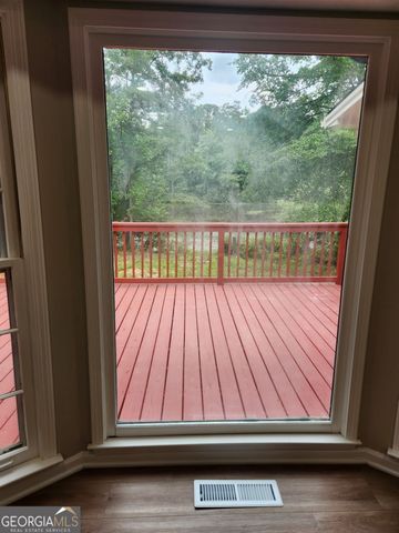 130 Sandy Drive, Stockbridge, GA 30281
