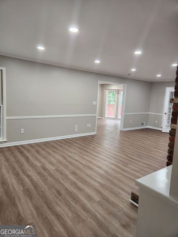 130 Sandy Drive, Stockbridge, GA 30281