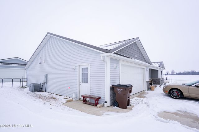 720 Bergman Drive, Sherwood, OH 43556