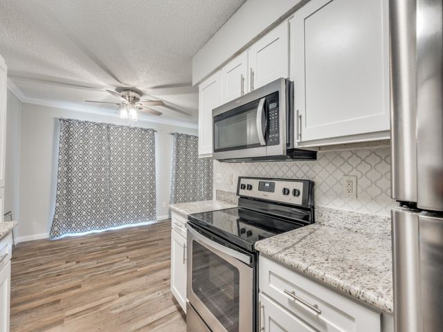 649 Timberline Drive, Hurst, TX 76053