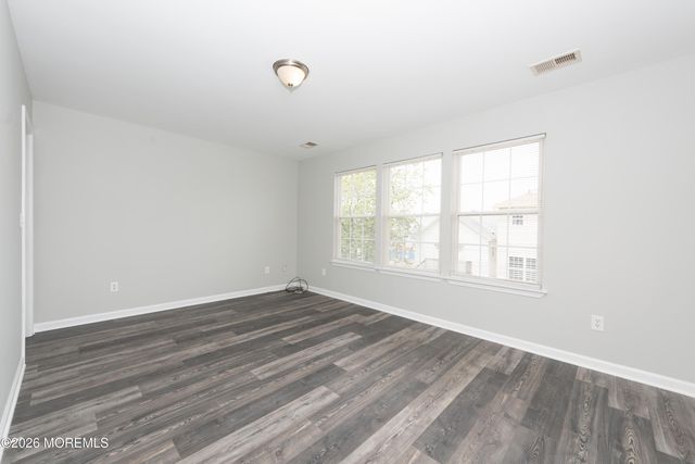 41 Seabreeze Way, Keansburg, NJ 07734