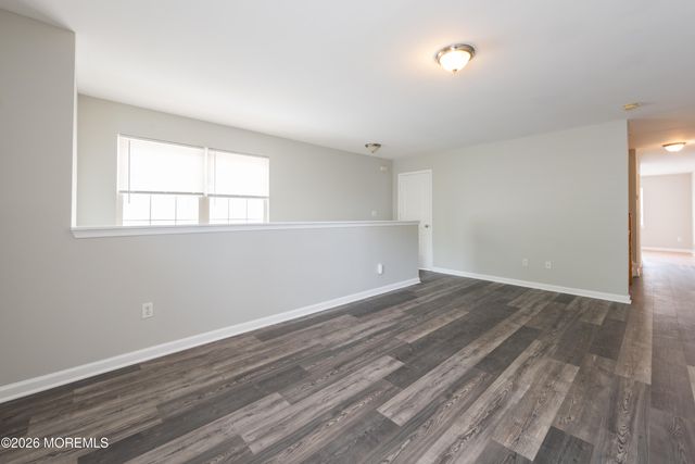 41 Seabreeze Way, Keansburg, NJ 07734