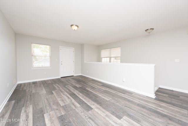 41 Seabreeze Way, Keansburg, NJ 07734