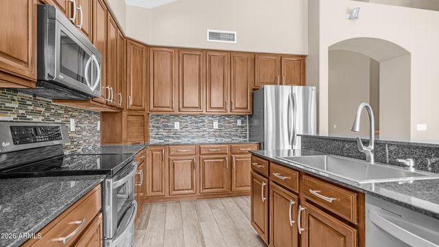 16225 S 1st Street, Phoenix, AZ 85048