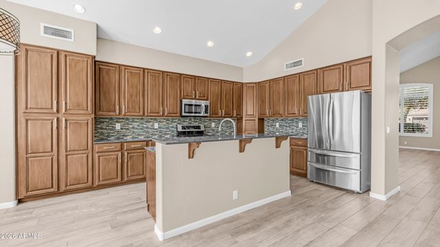 16225 S 1st Street, Phoenix, AZ 85048