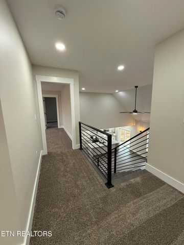 4542 Christine Lynnae St, Knoxville, TN 37938