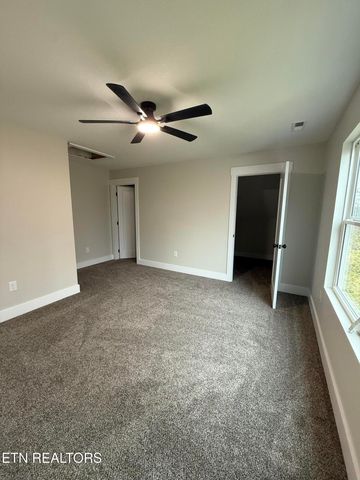 4542 Christine Lynnae St, Knoxville, TN 37938