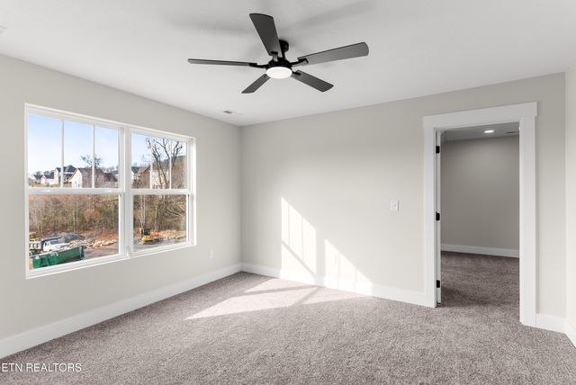 4542 Christine Lynnae St, Knoxville, TN 37938